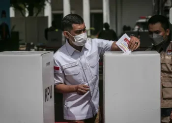 Bawaslu Sulsel Ajak Pemilih Pemula Tangkal Politik Uang hingga Hoaks pada Pemilu 2024