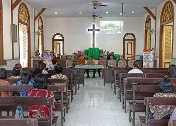 Minggu Kasih, Polres Jombang Kunjungi Gereja di Ngoro Ajak Jaga Kamtibmas*