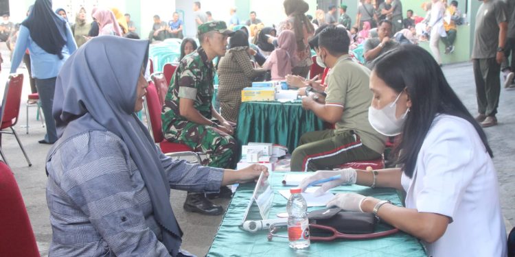 Sambut HUT Ke -78 TNI Tahun 2023, Kodim 0808/Blitar Gelar Donor Darah, Pengobatan Gratis Dan Bakti Sosial
