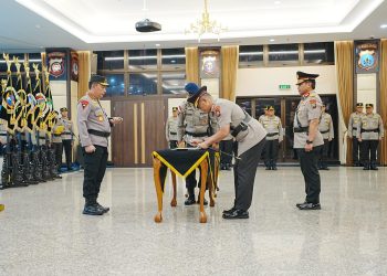 Kapolri Lantik Irjen Pol Drs Imam Sugianto,M.Si Sebagai Kapolda Jawa Timur