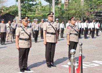 Kapolres Pimpin Serah Terima Jabatan Kabag Perencanaan dan Kasat Samapta Polres Nganjuk