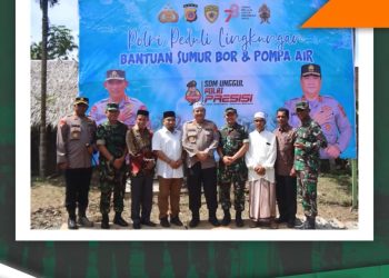 Kapolda Aceh meresmikan sumur bor dan meletakkan batu pertama pembangunan tempat penampungan air bersih di Desa Maheng, Kecamatan Kuta Cot Glie, Kabupaten Aceh Besar