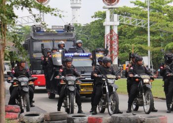 Mengantisipasi Kesalahan Prosedur Satbrimob Polda Kalbar Latihan Gabungan