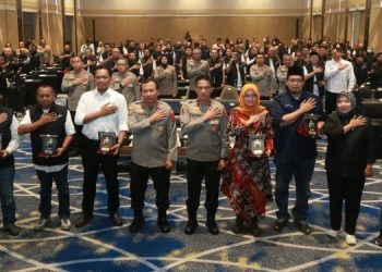 Gelar Diskusi Panel Sinergitas Polda Jatim Bersama Awak Media Siap Sukseskan Pemilu Damai 2024