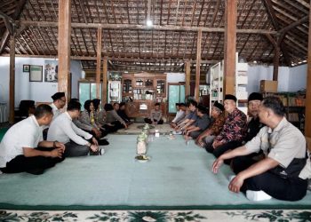 Sampaikan Pesan Pemilu Damai Kapolres Ponorogo Kunjungi Sejumlah Ponpes