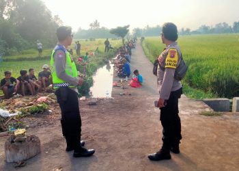 Bhabinkamtibmas Desa Beraban Berkolaborasi dengan Polisi Banjar Atensi Giat Lomba mancing
