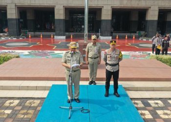 Polres Metro Jakarta Barat berkolaborasi dengan Pemkot Jakarta Barat menggelar apel gelar pasukan dalam rangka Operasi Mantap Brata Jaya tahun 2023-2024