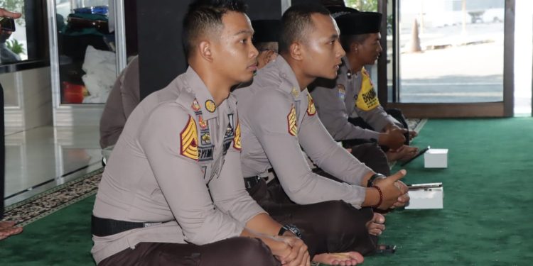 Polres Nganjuk Libatkan Ulama Kamtibmas dalam Program Polisi Santri