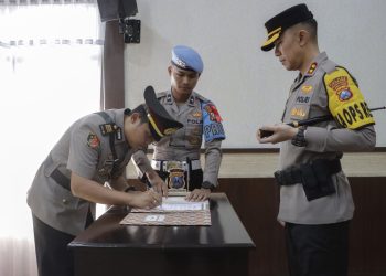 Kapolres Jombang Pimpin Sertijab Dua Kasat dan Satu Kapolsek