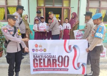 Polres Tulang Bawang Laksanakan Baksos Gelar 90, AKBP Jibrael: Ratusan Paket Dibagikan Secara Gratis