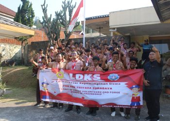 SMK TRIYASA SURABAYA Gelar Summer Camp Sumpah Pemuda di wisma PTPN XI KAKI GUNUNG ARJUNO,PASURUAN JAWA TIMUR