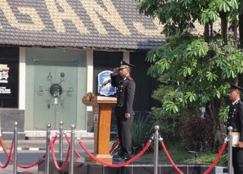 Polres Nganjuk Gelar Upacara Bendera Peringati Hari Sumpah Pemuda ke-95