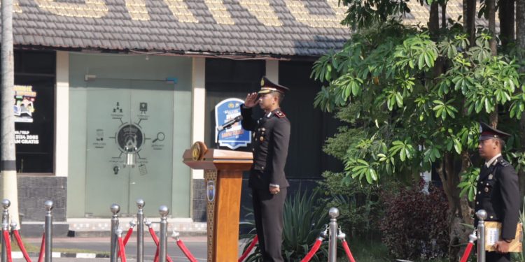 Polres Nganjuk Gelar Upacara Bendera Peringati Hari Sumpah Pemuda ke-95