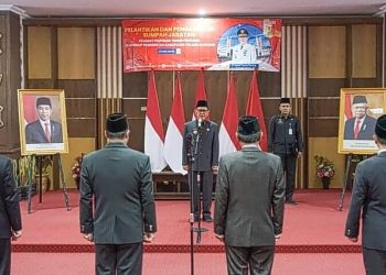 Holil Stan Tulin Dilantik PJ Bupati Qudrotul Ihwan sebagai Plt Kadisdik tuba