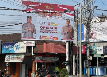 Polres Tabanan Pasang Baliho, Ajak Masyarakat Wujudkan Pemilu Damai 2024