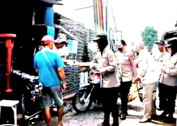 Sumbangsih Anggota Polres Jember Melalui “SIBERBI” Dekat dan Bersahabat