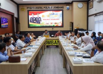 Polres Jombang Gelar Jumat Curhat dengan Pengusaha Bahan Pokok Penting