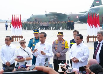 Kapolri Dampingi Presiden Jokowi Kirim Bantuan Tahap Awal ke Gaza