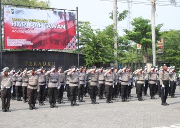 Polres Nganjuk Gelar Upacara Bendera Peringati Semangat Juang Pahlawan 10 November 2023