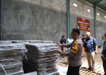 Pastikan Logistik Pemilu 2024 Aman, Kapolres Kediri Kota Cek Gudang KPU