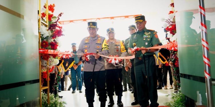 Panglima TNI Apresiasi Prajurit TNI-Polri Maluku Atas Semangat, Niat Ibadah, Loyalitas Untuk NKRI