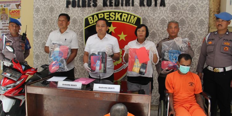 Polres Kediri Kota Ungkap Kasus 365 dan Kekerasan Seksual Terhadap Anak, 2 Orang Tersangka Diringkus