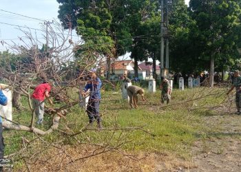 Karya Bakti Kodim 0426 Tulang Bawang Pembersihan Pasar Dalam Rangka Hari Juang TNI-AD Ke-78