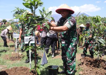 Karya Bhakti Penanaman Pohon di Wilayah Kodim 0611/Garut Dalam Rangka Peringatan Hari Juang TNI AD ke-78 Tahun 2023.