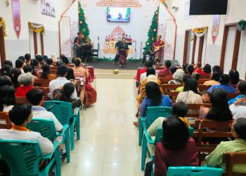 Kapolsek Bersama Personel Polsek Mojoroto, Babinsa dan Linmas Giat PAM Rangkaian Perayaan Natal 2023 di Gereja Baptis Indonesia Bukit Pengharapan