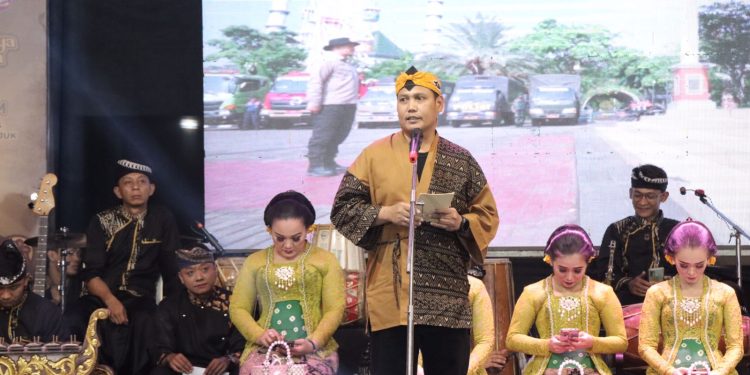 Untuk Pemilu Damai, Polres Lamongan Gelar Malam Bulan Bakti Budaya Nusantara