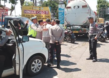 Polres Malang Amankan Belasan Orang Diduga Calo SIM di Satpas Singosari
