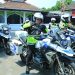 Patroli Motor di Jalur Pantura Situbondo, Kapolda Jatim Beri Bansos Untuk Warga Asembagus