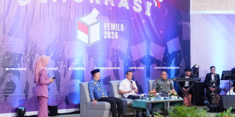 Dalam Upaya Menjaga Pemilu Yang Aman Dan Damai, Polda Kalbar Bersama Forkopimda Dan TVRI Menggelar Acara Bertajuk” Pilar Demokrasi