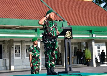 Peringatan Bela Negara Ke-75 Tahun di Akmil di Tandai Dengan Penyerahan Penghargaan