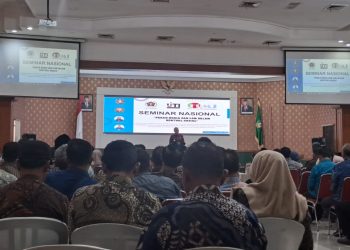 Seminar Nasional Peran Media dan LSM Dalam Kontrol Sosial Kolaborasi Tiga Organisasi Terselenggara Di Jombang