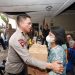 Gelar Jumat Curhat di Desa Bungurasih, Waka Polda Jatim Salurkan Bansos untuk Warga