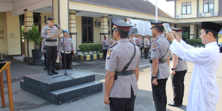 Kapolres Kediri Kota Pimpin Sertijab Wakapolres Dan Kabagren
