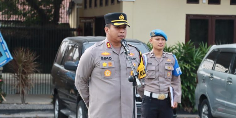 Kapolres Kediri Pimpin Apel Siaga Nataru Ciptakan Sitkamtibmas Aman dan Kondusif