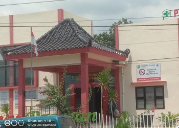 Kepala Tata Usaha Puskemas Peragaan Sumenep  Di Duga Melakukan Tindakan Asusila  kepada stafnya