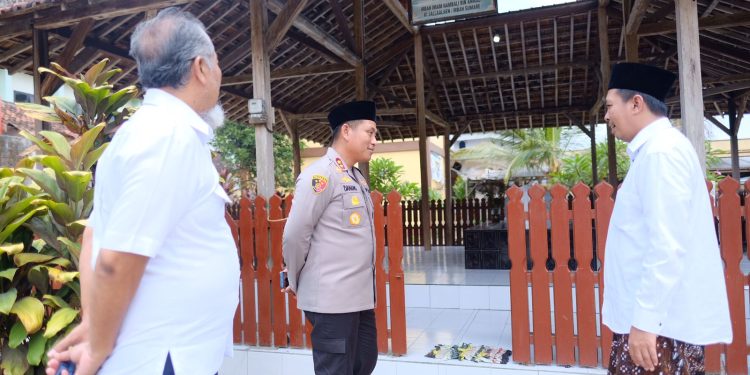 Tingkatkan Silaturahmi Bersama Tokoh Agama, Kapolres Blitar Kota Kunjungi Pondok Pesantren