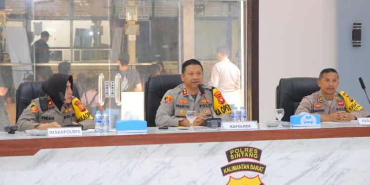 Polres Sintang Gelar Rilis Akhir Tahun 2023