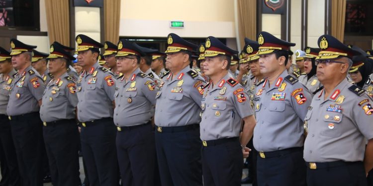 Penghujung Tahun, Polri Naikkan Pangkat 22 Pati dan 211 Kombes