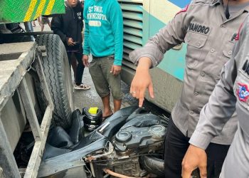 Selamatkan Jiwa Masyarakat, Seorang Polantas Rela Korbankan Sepeda Motor Pribadinya Buat Ganjal Bus Mogok di Atas Jembatan Kapuas 2
