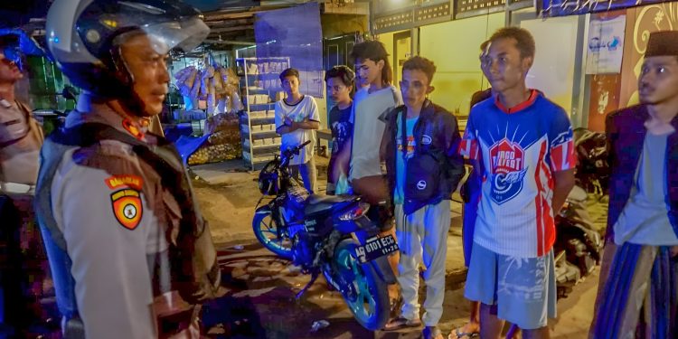 Jelang Pergantian Tahun 2024, Polsek Mojoroto Gencar Patroli Cipta Kondisi dan Pencegahan Kejahatan Jalanan