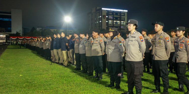 Ribuan Personel Polda Jatim Disiagakan di Malam Pergantian Tahun Baru 2024