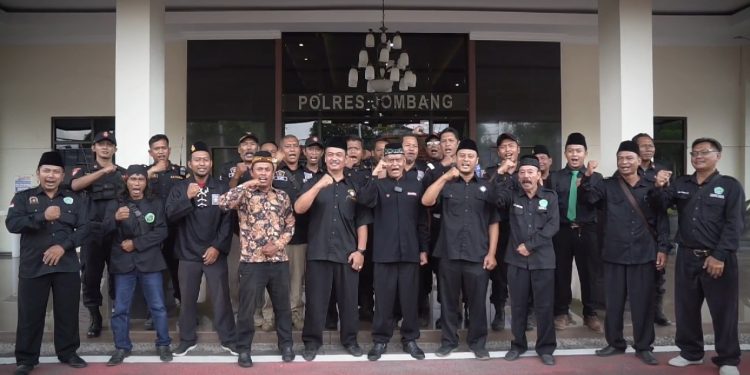 Kapolres Jombang Apresiasi Satgas Perguruan Silat dalam Pengamanan Malam Tahun Baru 2024