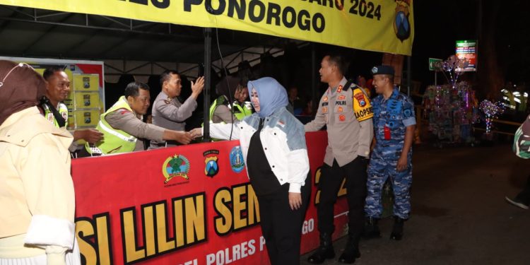 Perayaan Tahun Baru di Ponorogo Kondusif, Bupati Apresiasi Operasi Lilin Semeru 2023 – 2024