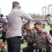 Kapolda Jatim Pimpin Upacara Kenaikan Pangkat 2.925 Personel di Penghujung Tahun 2023
