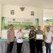 Tulus Melayani, Polisi RW Polres Pasuruan Kota dan Babinsa Terima Penghargaan dari Lurah Pekuncen