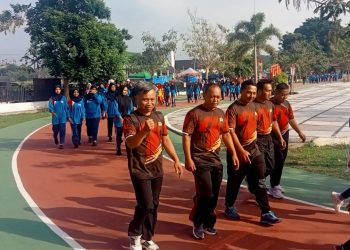 Untuk Menjaga Kesehatan Agar Tetap Prima, Anggota Kodim 0808/Blitar Gelar Olahraga Bersama